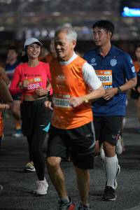 BIB: 26316, 22465, 1984
                            <button type="button" onclick="openModal(21029680)" class="btn btn-primary btn-sm float-right btn-popup" data-toggle="modal" data-target=".modal-high-quality">
                        <i class="fas fa-shopping-cart"></i> Add to Cart
                    </button>
                                            <button type="button" onclick="isThisMe(21029680, true)" class="btn btn-success btn-sm float-right btn-popup btn-isme hidden" data-toggle="tooltip" data-placement="bottom" title="นี่คือรูปของคุณใช่ไหม คลิกที่นี่เพื่อเอาเข้าอัลบั้ม">
                        <i class="fas fa-plus"></i> Add to album
                    </button>
                    <button type="button" onclick="isThisMe(21029680, false)" class="btn btn-warning btn-sm float-right btn-popup btn-isnotme hidden">
                        <i class="fas fa-ban"></i> Remove from album
                    </button>